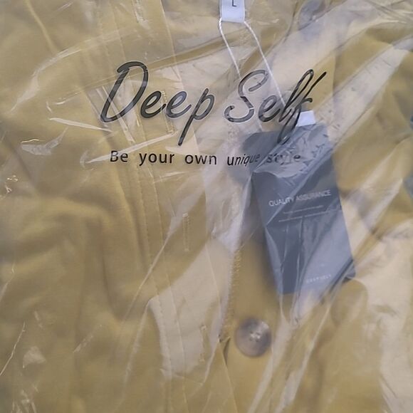 NWT Button Front Oversized Jumpsuit with Pockets Yellow - Picture 3 of 4